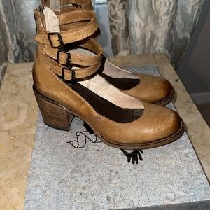 Freebird Women's Brown Heeled Shoes